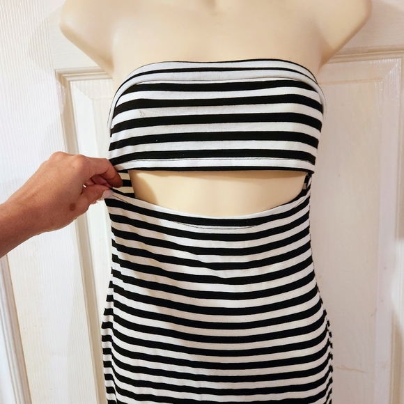 STRIPED CUTOUT TUBE BODYCON DRESS - Picture 4 of 9